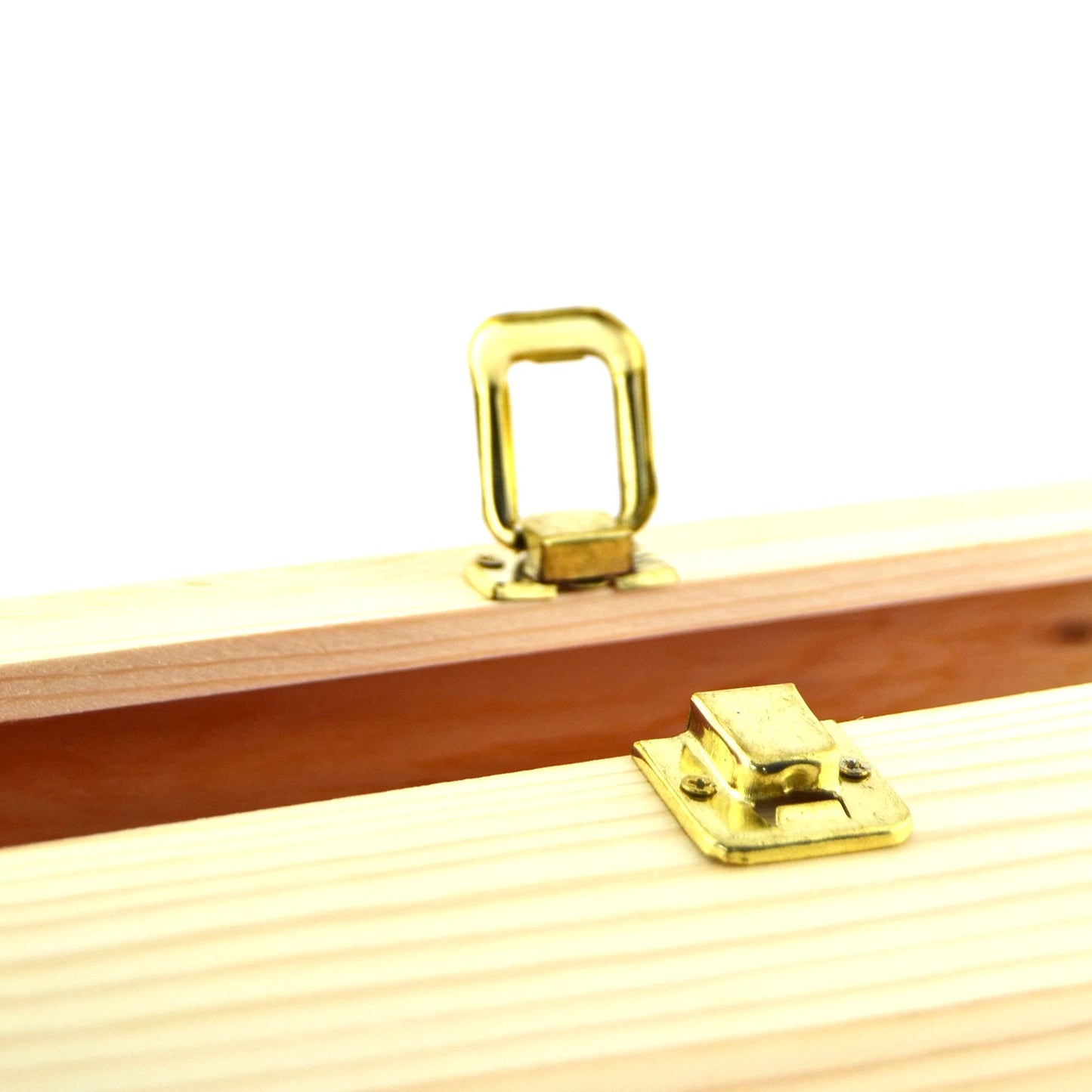 1 caja de vino de madera (para 2 botellas) con cierre divisorio de cartón rojo